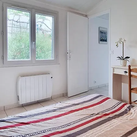 Stunning In La Rochelle With Kitchen Дом отдыха *